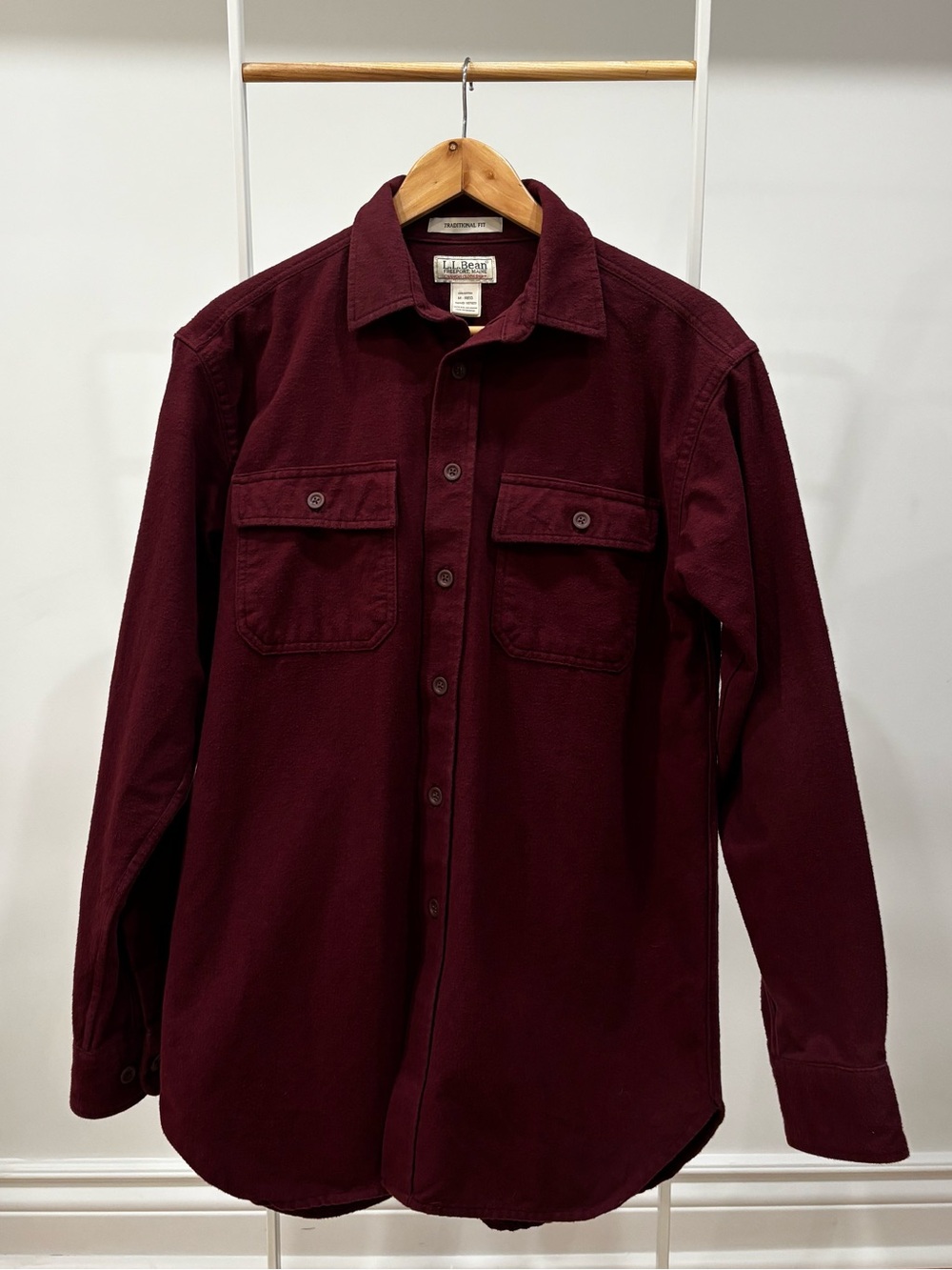 L.L. Bean Chamois Shirt Jacket - Picture 2 of 4